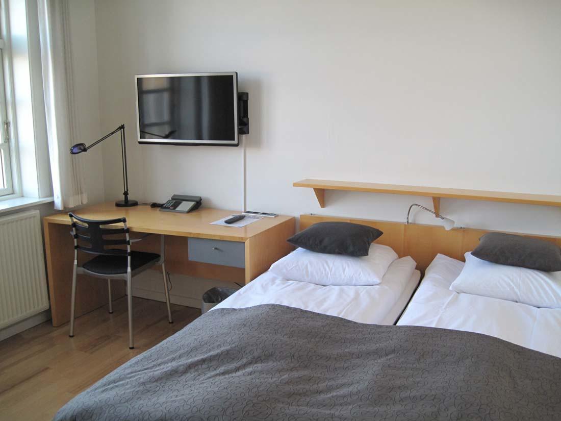 Sixtus Sinatur Hotel & Konference ミゼルファート エクステリア 写真
